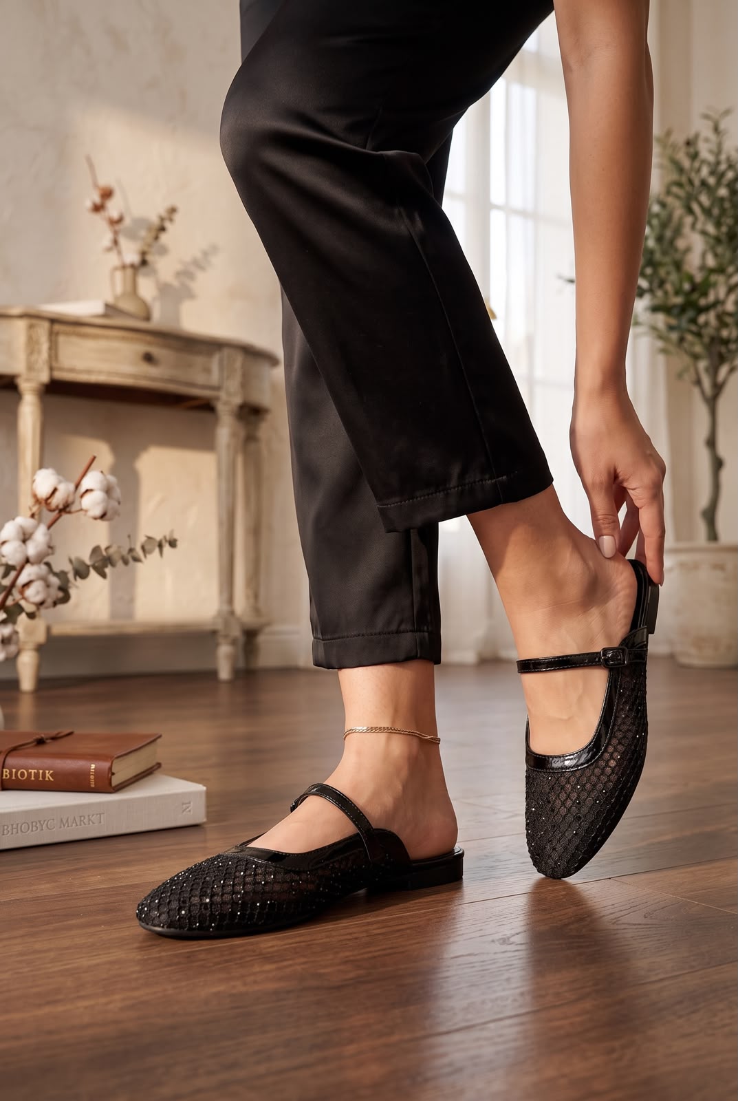 WOMEN SLIPPERS S62