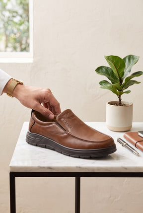 NEW ,  MEN SHOES  M537, MADE IN CHINA