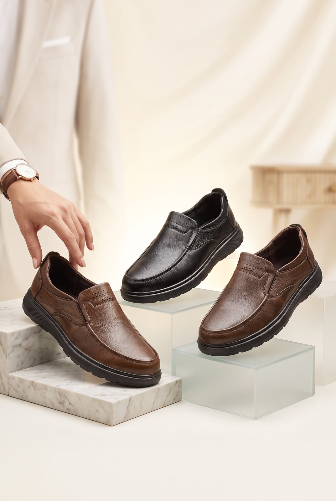 NEW ,  MEN SHOES  M605, MADE IN CHINA