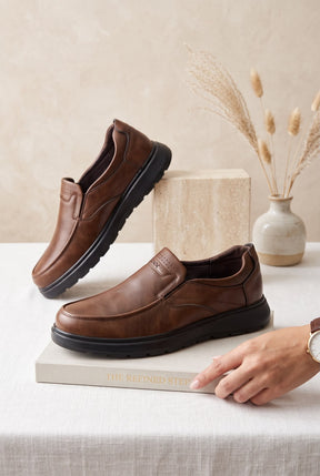 NEW ,  MEN SHOES  M605, MADE IN CHINA
