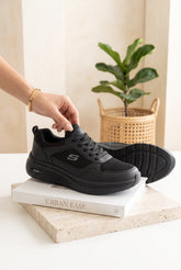NEW , MEN SHOES M648