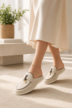 NEW ,  WOMEN SLIPPERS W32