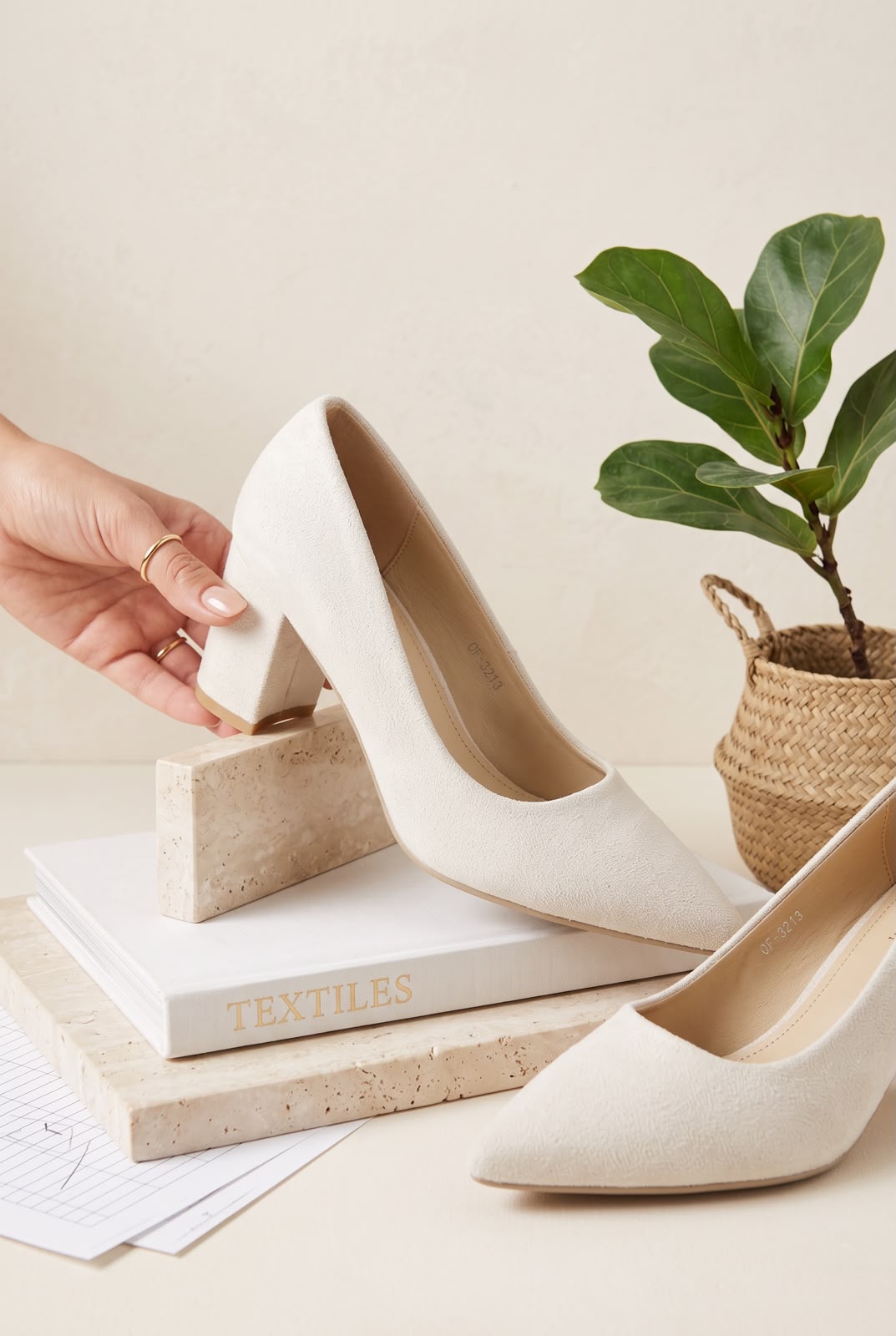 WOMEN SHOSE W20