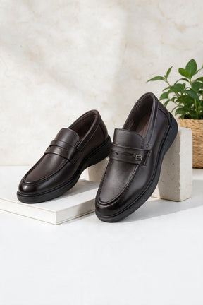 NEW ,  MEN SHOES  M678 , MADE IN CHINA