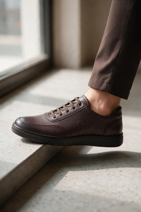 NEW , MEN SHOES M682