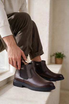 NEW ,  MEN BOOTS  M679 , MADE IN CHINA