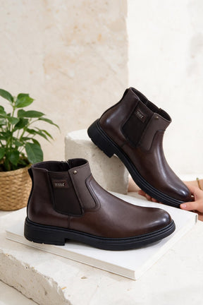 NEW ,  MEN BOOTS  M679 , MADE IN CHINA