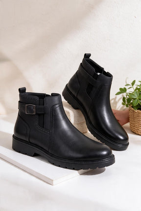 NEW ,  MEN BOOTS  M685 , MADE IN CHINA