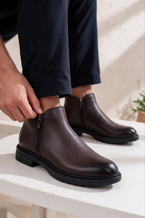 NEW ,  MEN BOOTS  M668 , MADE IN CHINA
