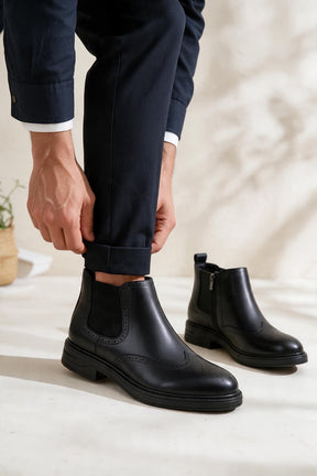 NEW ,  MEN BOOTS  M664 , MADE IN CHINA