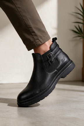 NEW ,  MEN BOOTS  M687 , MADE IN CHINA