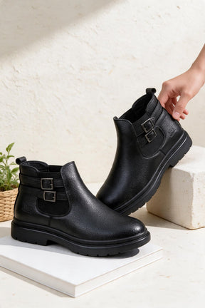 NEW ,  MEN BOOTS  M687 , MADE IN CHINA