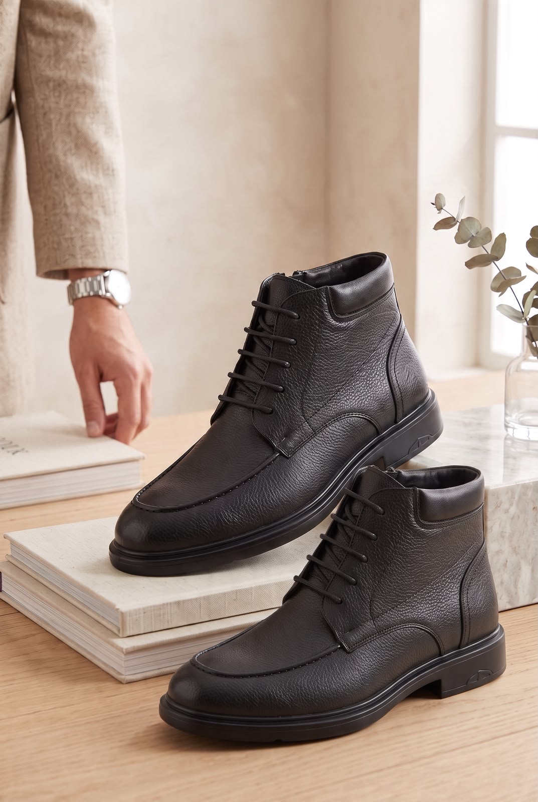 NEW ,  MEN BOOTS  M671 , MADE IN CHINA