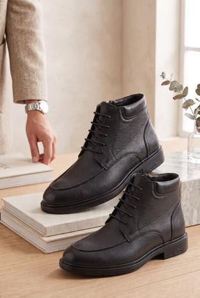 NEW ,  MEN BOOTS  M671 , MADE IN CHINA