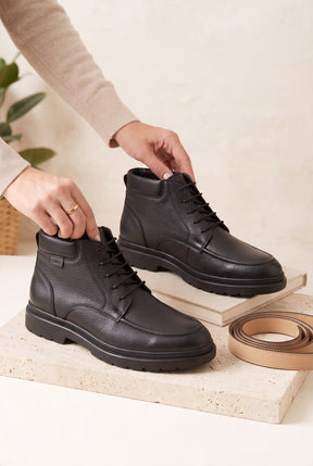 NEW ,  MEN BOOTS  M667 , MADE IN CHINA