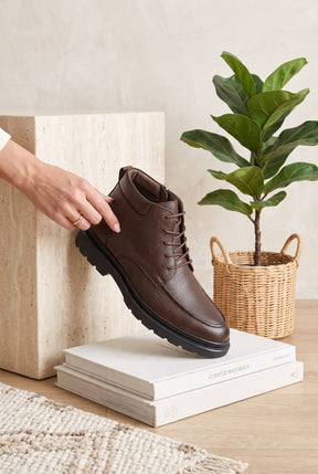 NEW ,  MEN BOOTS  M667 , MADE IN CHINA