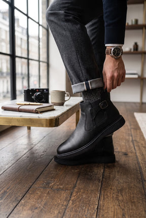 NEW ,  MEN BOOTS  M688 , MADE IN CHINA