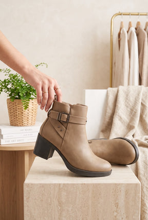 NEW 2027 , WOMEN SHOSE WW135