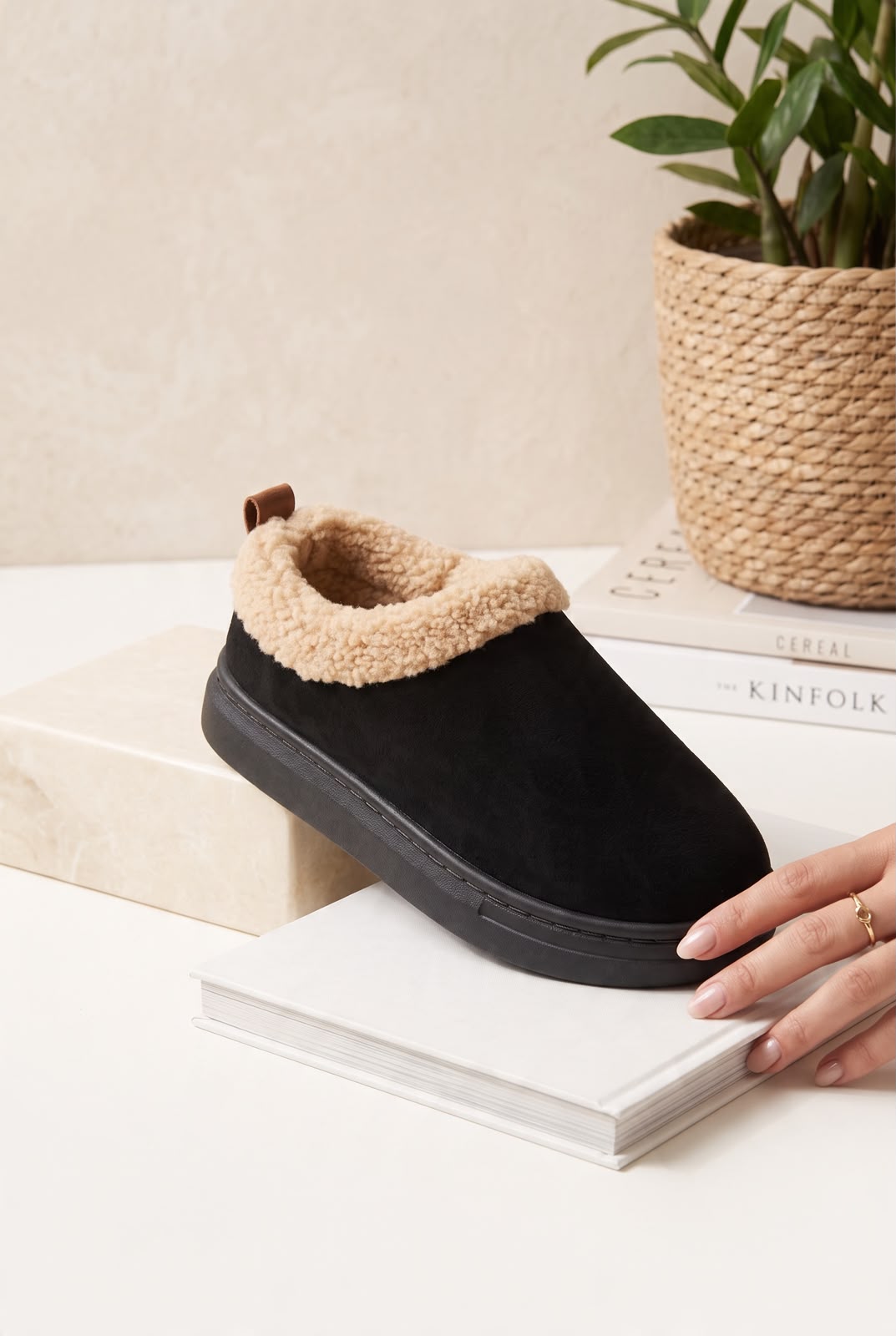 WOMEN SLIPPERS WW209
