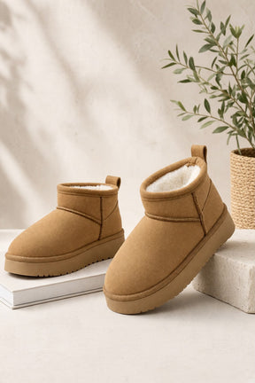 NEW , KIDS BOOTS KW45