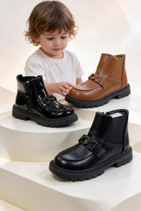 NEW , KIDS BOOTS KW4