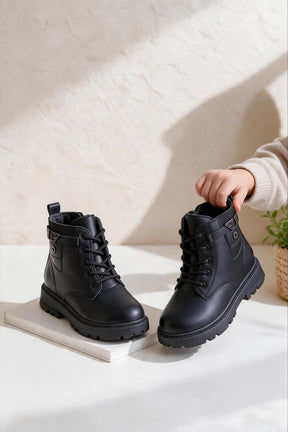 NEW , KIDS BOOTS KW14
