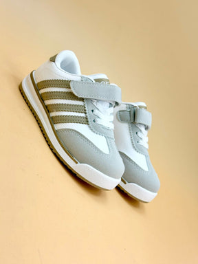 NEW ,  KIDS SHOES SIZE FROM 26 TO 37 K22