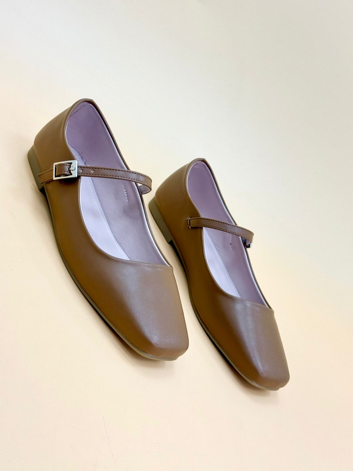 NEW ,  WOMEN FLAT SHOES W306