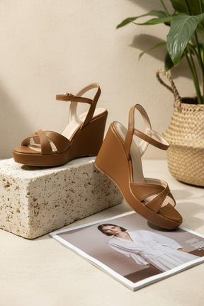 NEW ,  WOMEN SHOES HEELS W65
