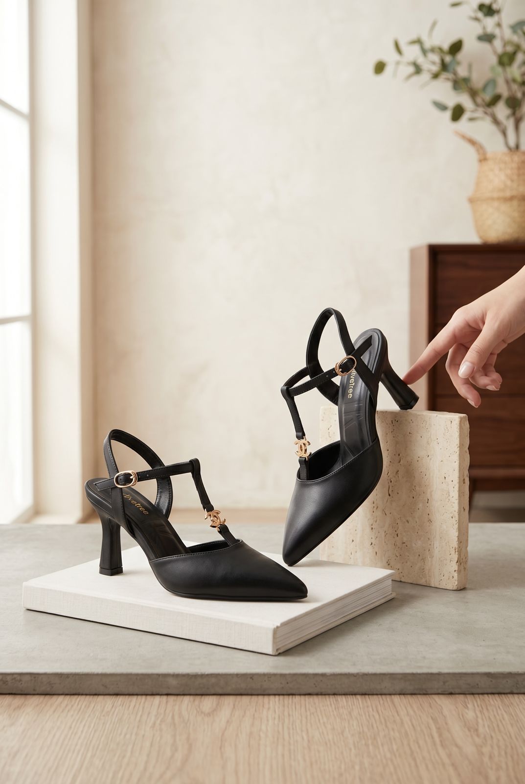 NEW ,  WOMEN SHOES HEELS W924