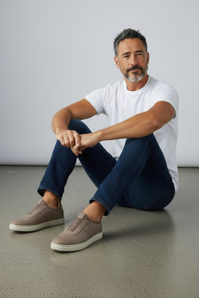 NEW , MEN SHOES M960