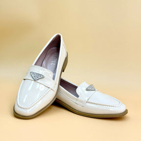 NEW ,  WOMEN FLAT SHOES W454