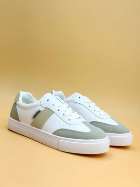 WC2 WOMEN SALE