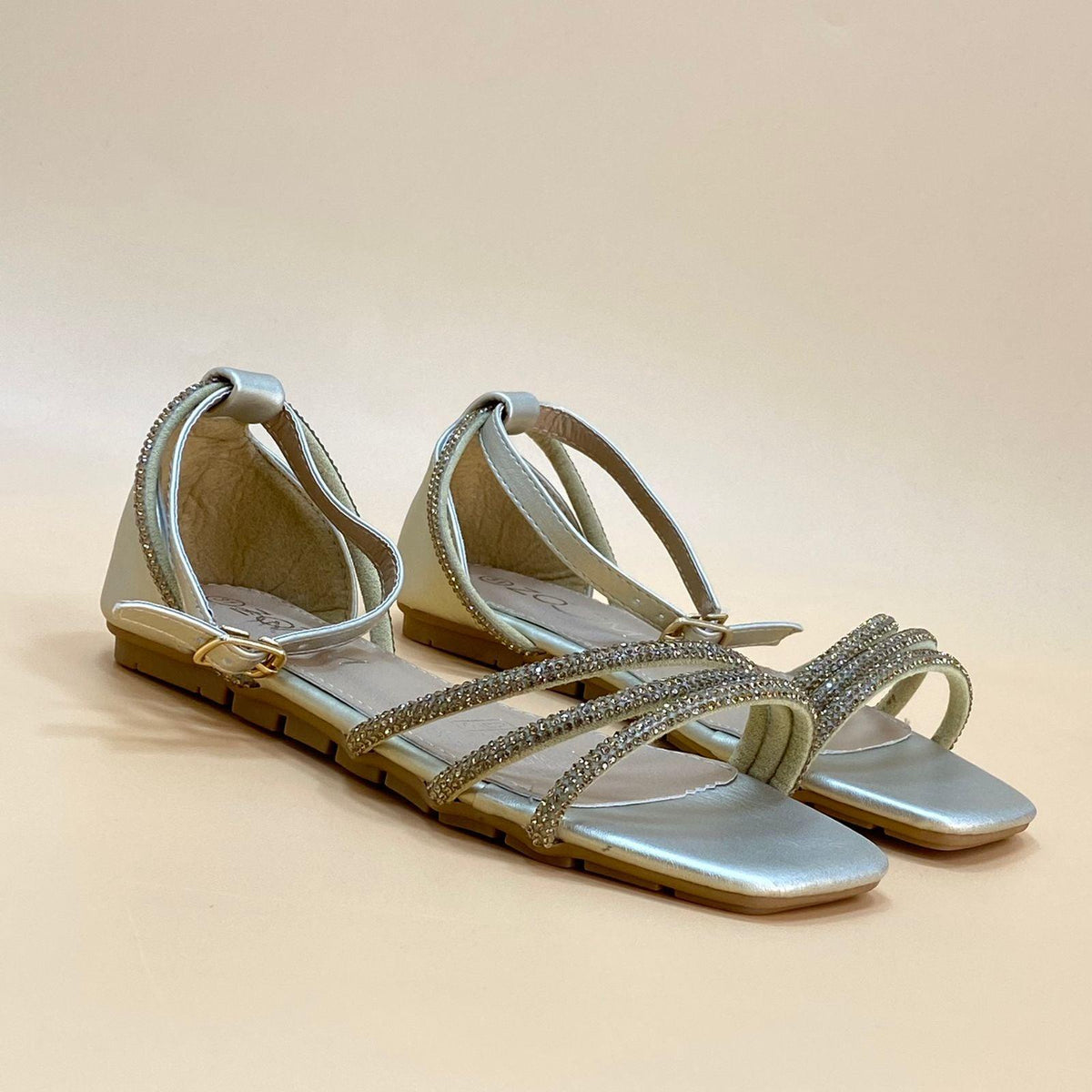 NEW ,  WOMEN SANDAL W117 - Olive Tree Shoes 
