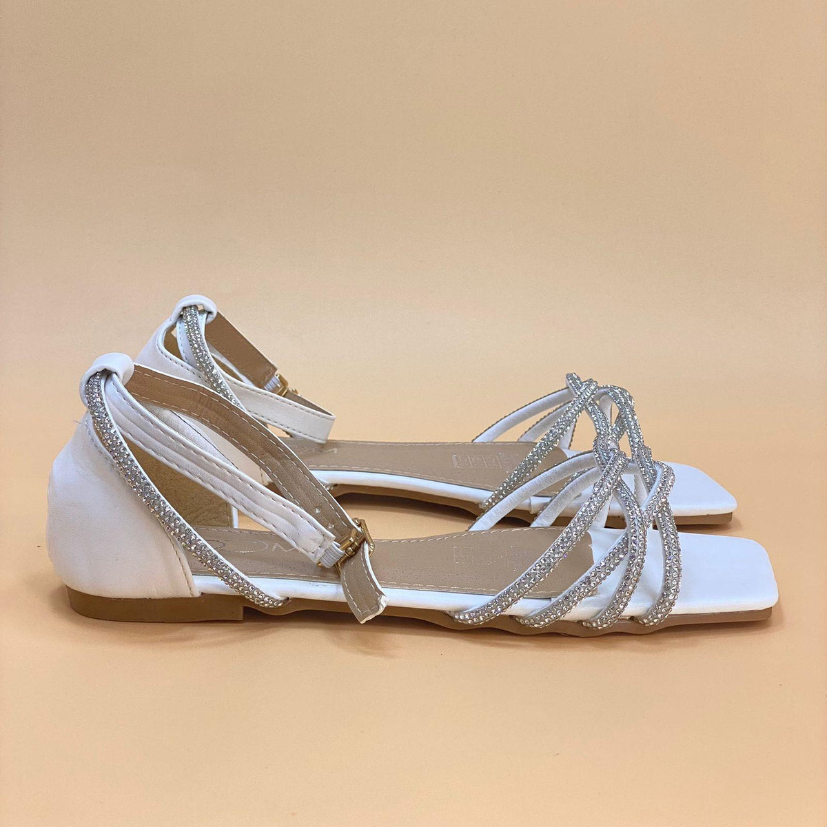 NEW ,  WOMEN SANDAL W6 - Olive Tree Shoes 