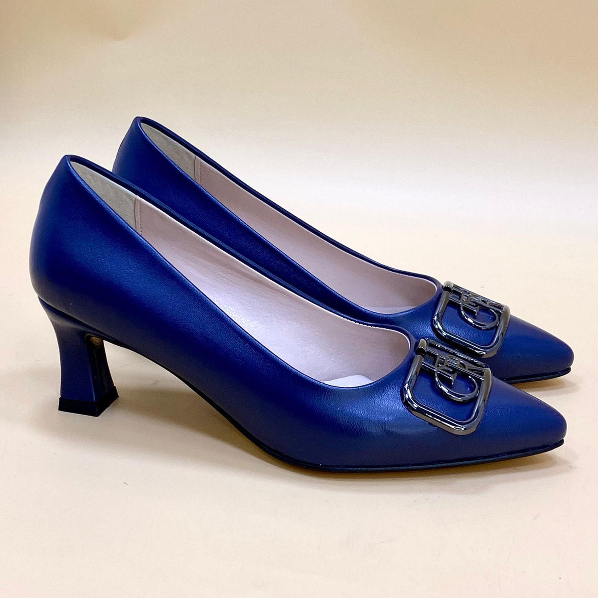 NEW ,  WOMEN SHOES HEELS W34 - Olive Tree Shoes 
