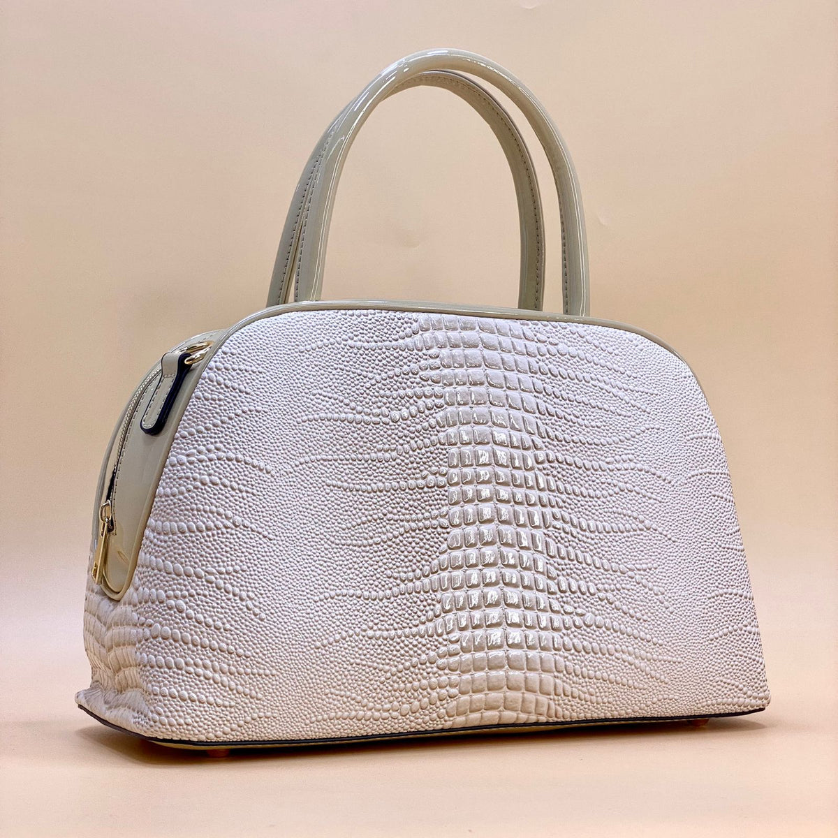 NEW 2023 ,  WOMEN HANDBAGS B21